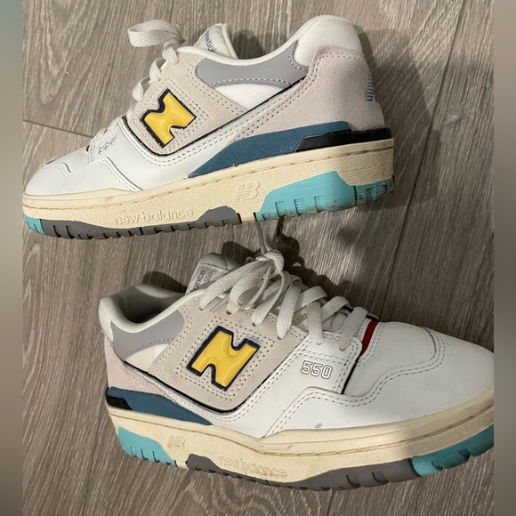 New Balance Shoes - New balance 550